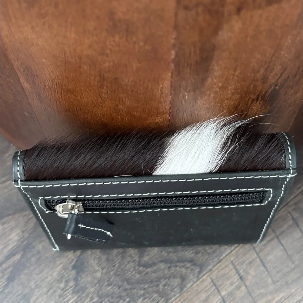 American Bison Hair on Hide,Genuine Leather,5 card,1 ID,bill,zip coin,,snap top